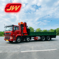 Grue articulée hydraulique montée sur camion Jiangwei SQ560ZB6+1 14T, portée 18,25 m avec flèche de rehaussement sur châssis CLW