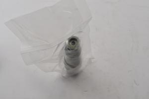 4654858 ZX240-3 d'excavatrice de machines d'ingénieur ZAX450 Soupape de décharge hydraulique 4654858 - Product Image 4
