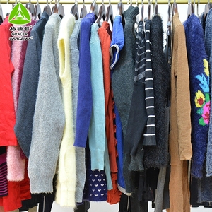 Abrigo de Lana de Segunda Mano para Mujer, a la Moda, para Invierno (Estilos Variados), Venta al Por Mayor, Marca Gracer, Alta Calidad, MOQ 45 kg - Product Image 5