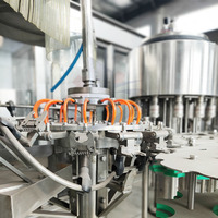 Machine de lavage et de bouchage automatique électrique de bouteilles en plastique PET de 200 ml, à haute précision, pilotée par PLC et à engrenages, pour eau pure