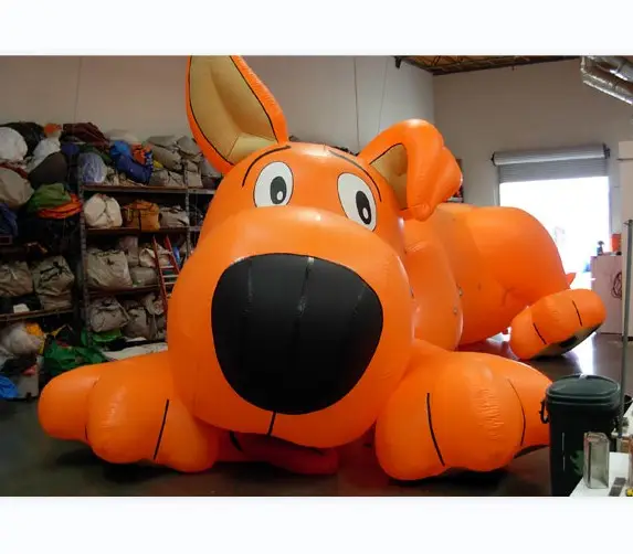 Cão de laranja inflável mais popular para a propaganda