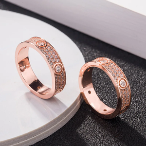 Кольцо Fealux High Quality Iced Out для мужчин и женщин, из стерлингового серебра 925 пробы с муассанитом VVS, полностью инкрустированное, в стиле «Звездное небо», свадебное, с покрытием из 18-каратного золота, с бриллиантами - Product Image 4