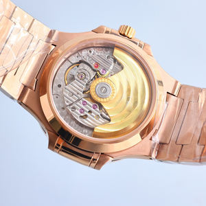 Reloj Deportivo de Lujo Vintage con Bisel Octogonal Incrustado con Gemas de Colores, Correa con Acabado Satinado, Resistente al Agua 30m - Product Image 5