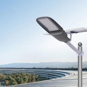 Lampe solaire de rue <span class=keywords><strong>rechargeable</strong></span> pour extérieur 300W 500W 800W 1000W Lampe solaire de rue à éclairage crépusculaire avec panneau solaire - Product Image 4