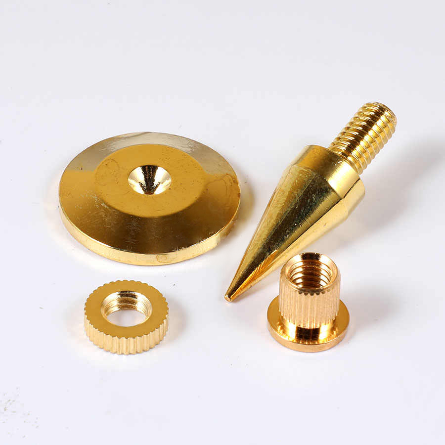 Or un clou + un tampon