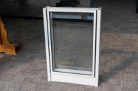 Cloison de bureau modulaire en verre avec cadre en aluminium pliable moderne, avec panneaux réglables pour la division des pièces