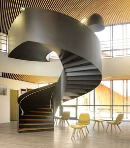 <span class=keywords><strong>Escalier</strong></span> <span class=keywords><strong>en</strong></span> <span class=keywords><strong>colimaçon</strong></span> incurvé <span class=keywords><strong>en</strong></span> acier à double poutre, personnalisé, pour intérieur, à prix avantageux - Product Image 6