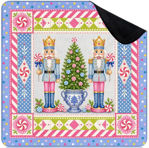 Tapis de Mahjong 31,5x31,5 cm, motif Festif Casse-Noisette et Sapin de Noël, Couleurs Vives, Antidérapant, Anti-bruit, Écologique, Durable, Pliable - Product Image 1