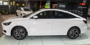 SAIC MG5 2025 300TGI Edición Global Flagship 1.5T 181hp Sedán Compacto Recomendado Gasolina FWD 215/50 R17 - Product Image 3