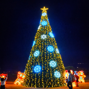 <span class=keywords><strong>Albero</strong></span> di Natale Gigante <span class=keywords><strong>per</strong></span> Esterni da 20ft, 30ft, 40ft, 50ft, 60ft, Decorato <span class=keywords><strong>per</strong></span> Centri Commerciali, di Alta Qualità - Product Image 5