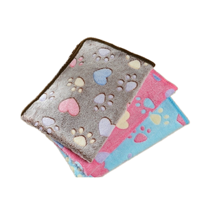 Toptan evcil hayvan battaniyesi Sherpa mercan polar kalınlaşmış pazen pençe baskı desen sevimli hayvan köpek yatağı kedi matı sıcak köpek yatağı kediler - Product Image 1