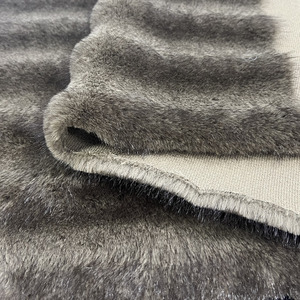 Premium sahte samur kürk süper yumuşak suni kürk kumaş pürüzsüz peluş giyim moda ceket atmak battaniye - Product Image 6