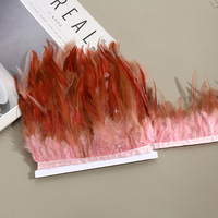 Plumes de coq rouges teintes pour garniture de selle, franges de plumes de coq pour costumes de carnaval, fêtes, mariages et décoration intérieure
