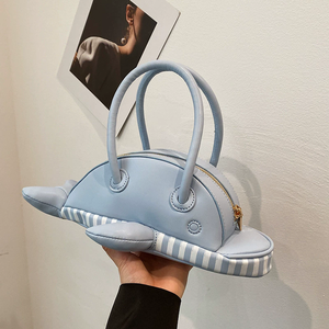 Femmes mignon dauphin forme PU cuir sac à main dessin animé bandoulière messager cartable fourre-tout sac à main avec chaînes décoration pour l'hiver - Product Image 2