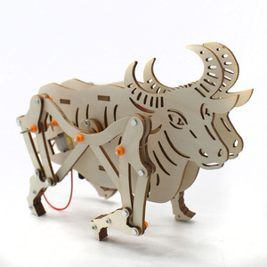 Kit de toro mecánico con base de madera, juguete educativo para niños de 7 a 9 años, funciona con pilas, ensamblaje, ciencia, ingeniería, manualidades - Product Image 1