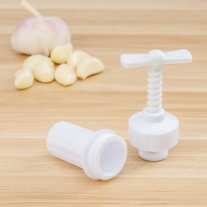 HelloWorld Kitchen Gadgets Garlic Chopper Vegetable Tool Portable Plastic Rotating Handle Garlic Squeezer Garlic Presses 1Pcs