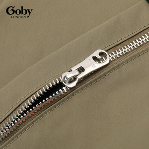Sac fourre-tout en nylon imperméable Goby London Fermeture à glissière 38L Grande capacité Sacs à main vintage Couleurs et logos personnalisés - Product Image 6