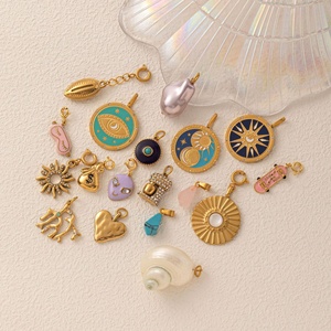 Delicias Cotidianas Stardust |   Colgantes de Acero Inoxidable con Baño de Oro PVD de 18K, Resistentes al Agua, con Diseño de Sol, Luna, Estrella y Abalorios Diarios - Product Image 2
