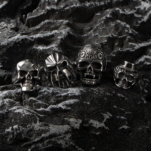 Punk Style Retro Skull <b>Ring</b> In <b>Titanium</b> Steel For <b>Men</b> Fine Polished Stainless Steel Jewelry Gift Occasion - Product Image 2