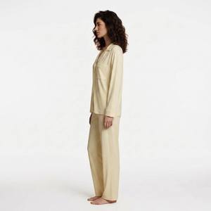 Ensemble pyjama en bambou sur mesure jaune pour femmes grandes tailles, 2 pièces, pyjama boutonné, vêtements de nuit doux et soyeux, ensemble de vêtements de détente - Product Image 4