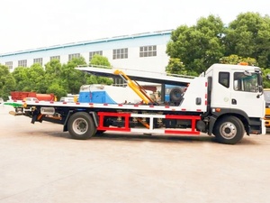 Dongfeng DTU Tilt Tray Wrecker Tow Truck Diesel Fuel Manual Transmission New Condition Capable de remorquer 3 petites voitures - Product Image 5