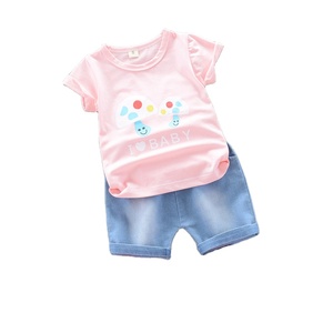 Conjuntos de Ropa Casual para Bebé, Conjunto con Estampado que Incluye Camiseta de Manga Corta y Pantalones de Mezclilla - Product Image 1