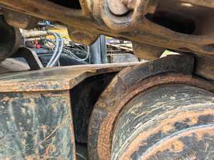 รถเครนตีนตะขาบ Sany SCC1000A-6 ขนาด 100 ตัน ขับเคลื่อนด้วยเครื่องยนต์ ความสูงยก 90 เมตร และแรงบิด 4,300 กิโลนิวตันเมตร - Product Image 3