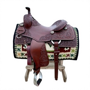 BS International Engrave Silla de montar de cuero genuino con estructura de madera, absorbente de sudor, para jinetes masculinos y femeninos, para carreras, con moños de cuero para brida de caballo inglés - Product Image 2