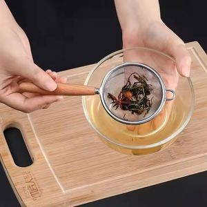 Eco-Friendly 304 Stainless Steel Sifter With Wood Handle for <b>Tea</b> Powder Mini Colander Oil Juicer Filter <b>Matcha</b> <b>Set</b> - Product Image 3