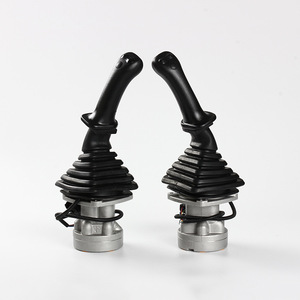 มือจับควบคุมเคซิน รุ่น DH225 7DH300 74200 0342A ปุ่มคู่ สำหรับรถขุด อะไหล่เครื่องจักรก่อสร้าง - Product Image 1
