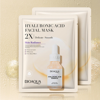 Privé Merk Ultra-Hydraterende Biologische Gezichtsbehandeling met Glow Revival Natuurlijke Fruit Vitamine C voor een Gladde, Soepele Huid. Gebruik op het Gezicht.