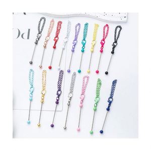 Llavero DIY Mini de Plástico con Cuentas en Forma de Corazón - Colgante Personalizable con Patrón de Alfabeto, Abalorio para Bolso, Llavero Color Caramelo, Regalo Creativo Moderno - Product Image 1