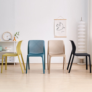 Chaises de <span class=keywords><strong>restaurant</strong></span> en plastique, chaises d'événement en plastique style français, chaises de salle à manger légères empilables en PP, vente en gros - Product Image 4