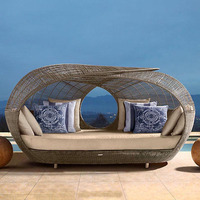 Lit d'extérieur au design unique Canapé en rotin pour hôtel Chaise en rotin pour villa de jardin Nid d'oiseau Lit rond créatif en rotin
