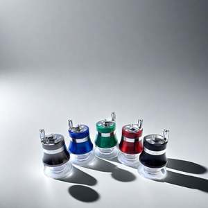 Nouveau produit 2025, vente en gros OEM/ODM, moulin à herbes en alliage de zinc métallique 68 mm, 4 pièces, moulin à gobelet, moulin à tabac à manivelle - Product Image 2