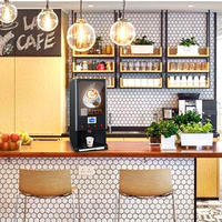 Distributeur automatique de café et de chocolat chaud pour hôtel