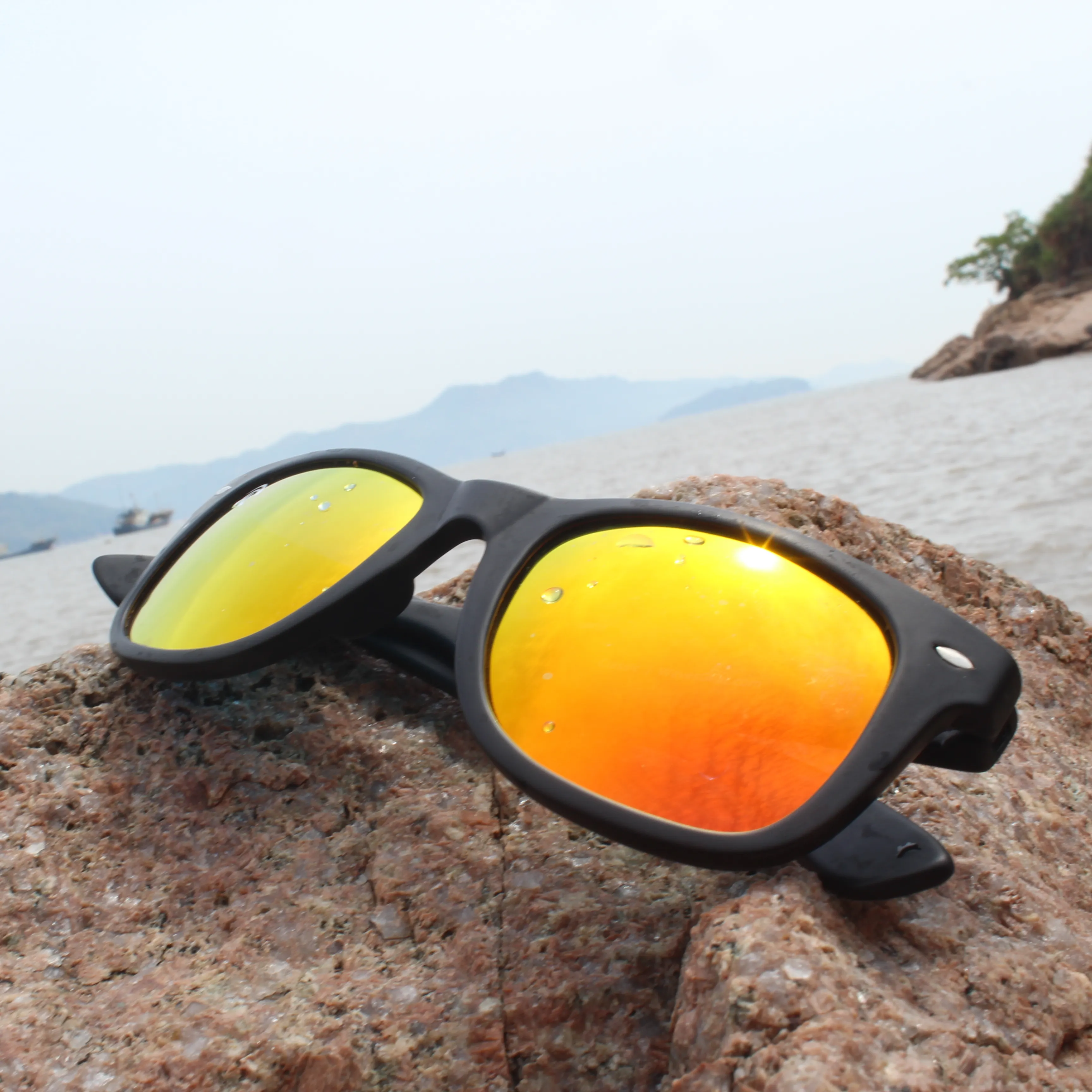 Wholesale Custom Sport Water Proof Floating Sunglasses frames Beach surfing Sunglasses Fishing polarized shades Sunglasses men