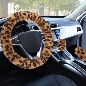 Couverture de <span class=keywords><strong>volant</strong></span> pour femmes filles coupe universelle fourrure léopard chaud couverture de roue de voiture et couverture de frein à main et ensemble de couverture de changement de vitesse - Product Image 4