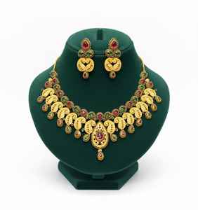 Collier sautoir plaqué or 24 carats, collier long moderne avec un design de plaque propre pour un bijou intemporel et chic - Product Image 2