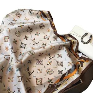 Écharpe en soie 100% Premium Sense 70*70CM, foulards carrés musulmans avec imprimé fleur de camélia pour femmes, écharpe carrée en soie de mûrier - Product Image 2