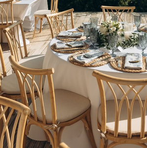 Silla <span class=keywords><strong>de</strong></span> Comedor <span class=keywords><strong>de</strong></span> Resina con Respaldo Cruzado, Apilable, Resistente, para Eventos y Bodas, Capacidad <span class=keywords><strong>de</strong></span> 660 Libras, Venta al <span class=keywords><strong>Por</strong></span> Mayor - Product Image 1