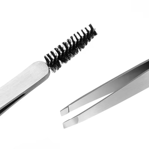 Pinzas de Cejas de Acero Inoxidable Curvadas y Inclinadas de Doble Punta con Cepillo para Extensión de Pestañas y Maquillaje - Product Image 6