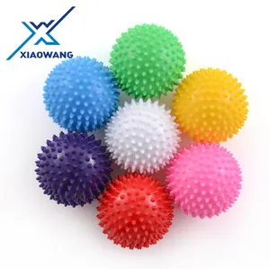 Fabrik Direkt verkauf Bester Preis Hochwertige benutzer definierte Deep Tissue PVC Yoga Therapie Release Spiky Massage Ball