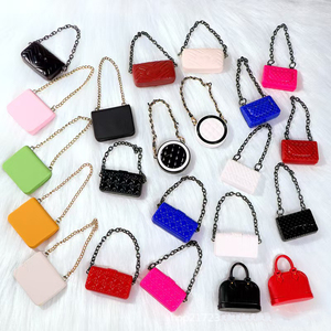 Nuevo Llavero de Diseño de Marca, Accesorio de Bolso de Hombro Elegante - Product Image 2