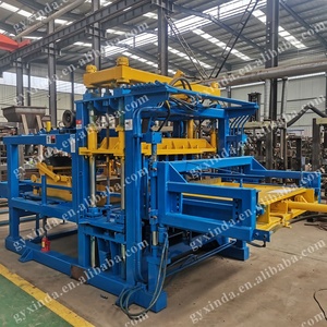Ligne de production de briques de pavage <span class=keywords><strong>en</strong></span> ciment entièrement automatique à performances excellentes, machine à briques de béton emboîtables pour usage industriel - Product Image 4