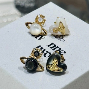 Pendientes de Aleación de Cobre con Circonita Saturno de la Colección Empress Dowager, Nuevos, Súper Brillantes, con Forma de Corazón, Estilo Lindo, Asimétricos, para Mujer - Product Image 2