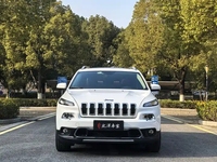 Personalización Interior para Autos Usados Jeep Cherokee y Jeep Liberty 2020, 2021, 2022, SUV Ligero