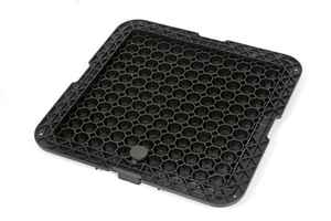 Couvercle de trou d'homme en plastique robuste de 18x18 pouces, couvercle carré en PVC avec serrure pour chambres d'utilité et d'égout - Product Image 3