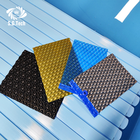 Couronne d'eau Fabricant de couverture de piscine de sécurité personnalisée Couverture de piscine à bulles en PE Léger Irrégulier Personnalisé Adulte et Enfant Disponible