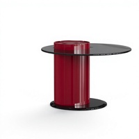 Table basse sur mesure en HDF peint avec plateau en verre moderne, base sculpturale, pour projet hôtelier au Mexique, mobilier de luxe pour hall d'entrée, salon et séjour